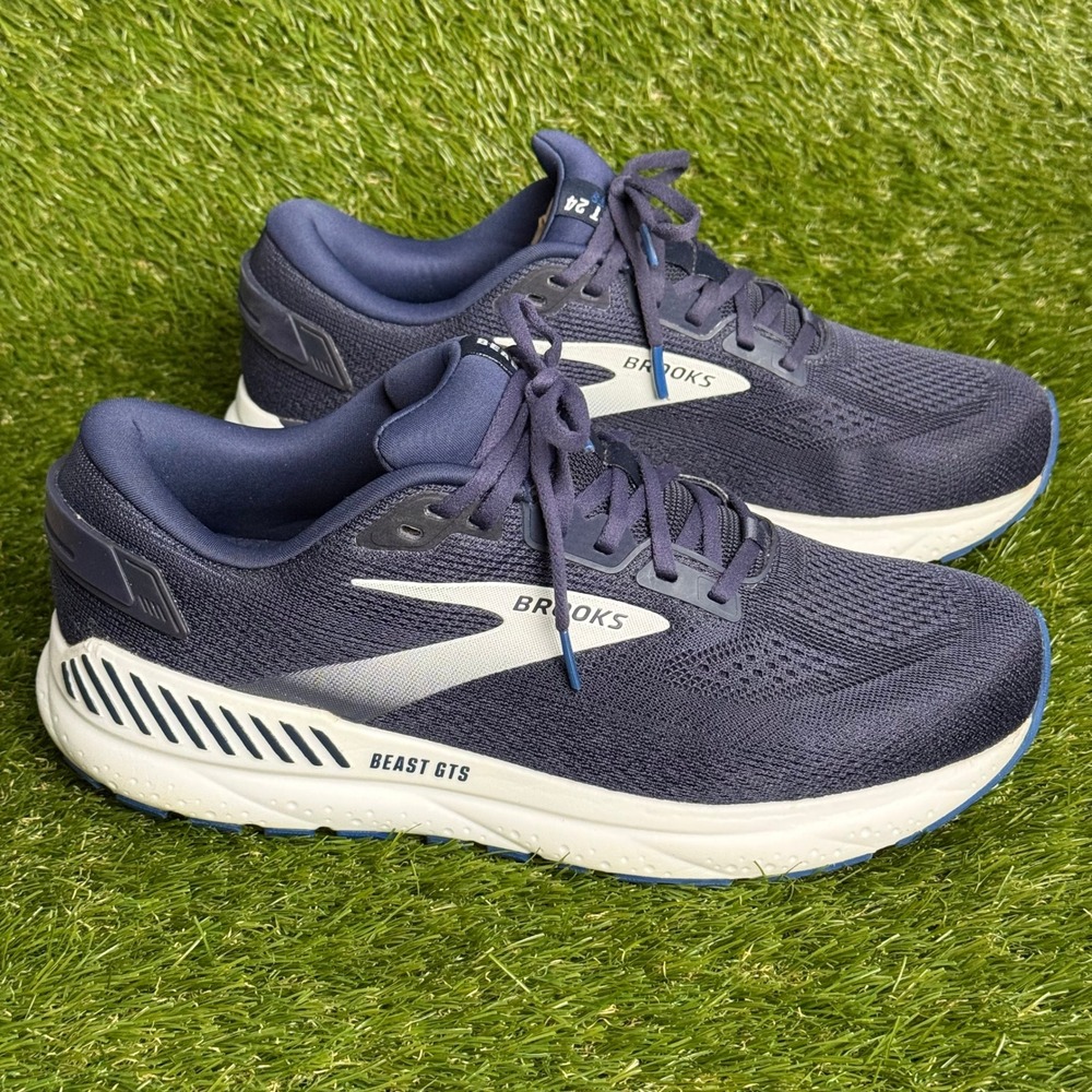 Brooks Beast GTS 23 Mens 11 Navy Blue White Running Shoes 1104251D452